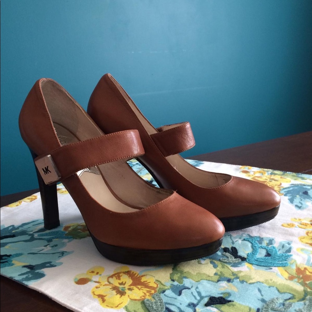 Michael Kors Platform Pump Brown Tan